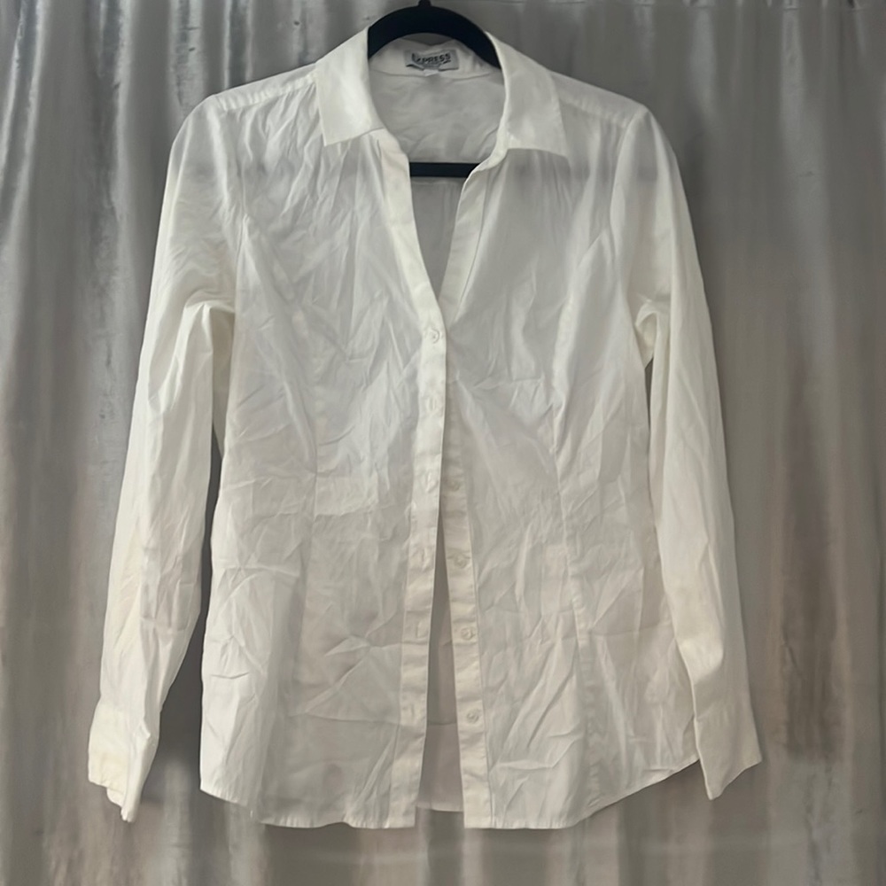 Express ultimate essential button down shirt